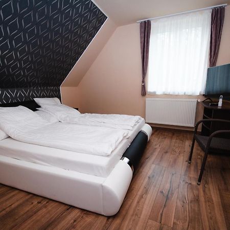 Apartmán Videki Vendeghaz A Buekkben, Pezsgofuerdovel. Királd Exteriér fotografie