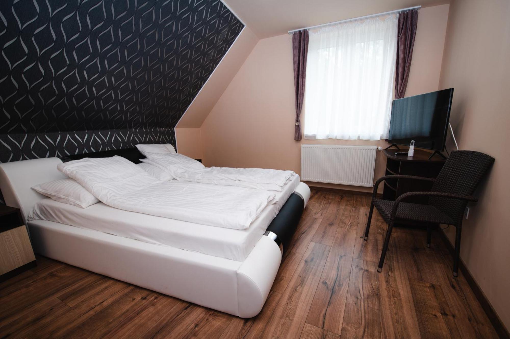 Apartmán Videki Vendeghaz A Buekkben, Pezsgofuerdovel. Királd Exteriér fotografie